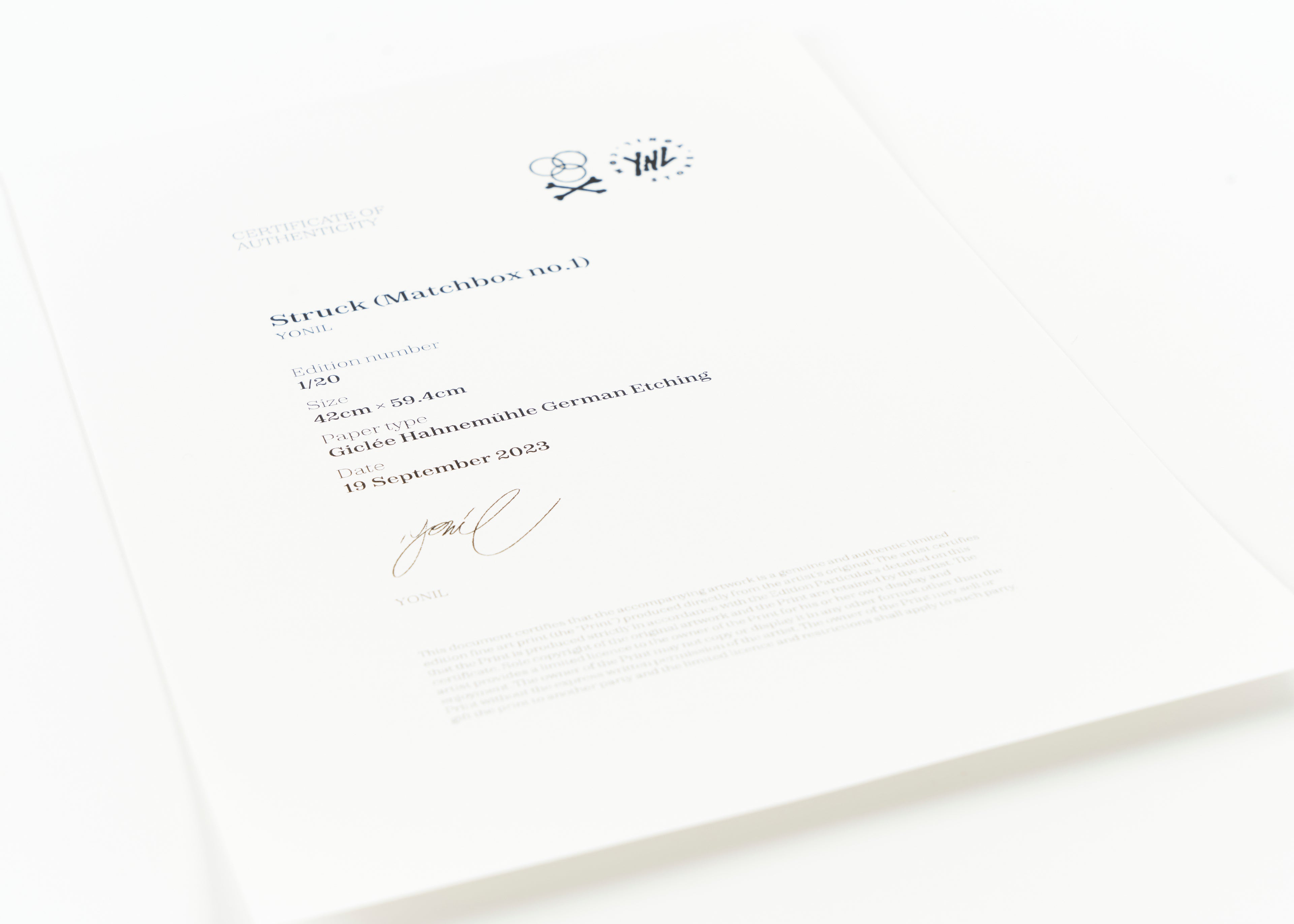 Struck (Matchbox no.1)